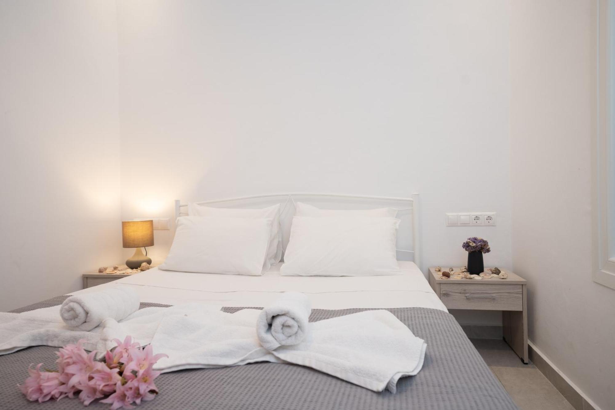 Spilia Mykonos Aparthotel